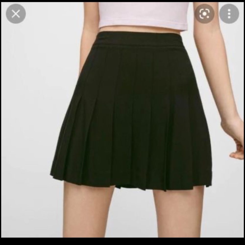 Aritzia Talula Skirt- size 4